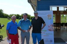 Bild von Teilnehmern des Golfturniers